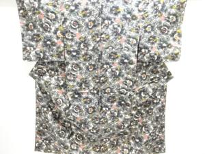 大正ロマン　花模様織出し銘仙着物